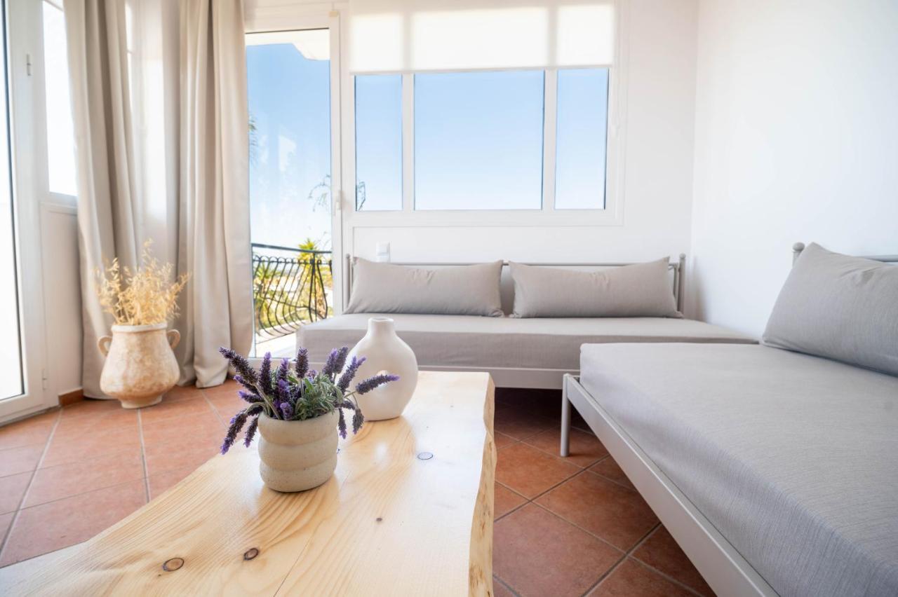 Christoforos Apartments Lourdata  Extérieur photo