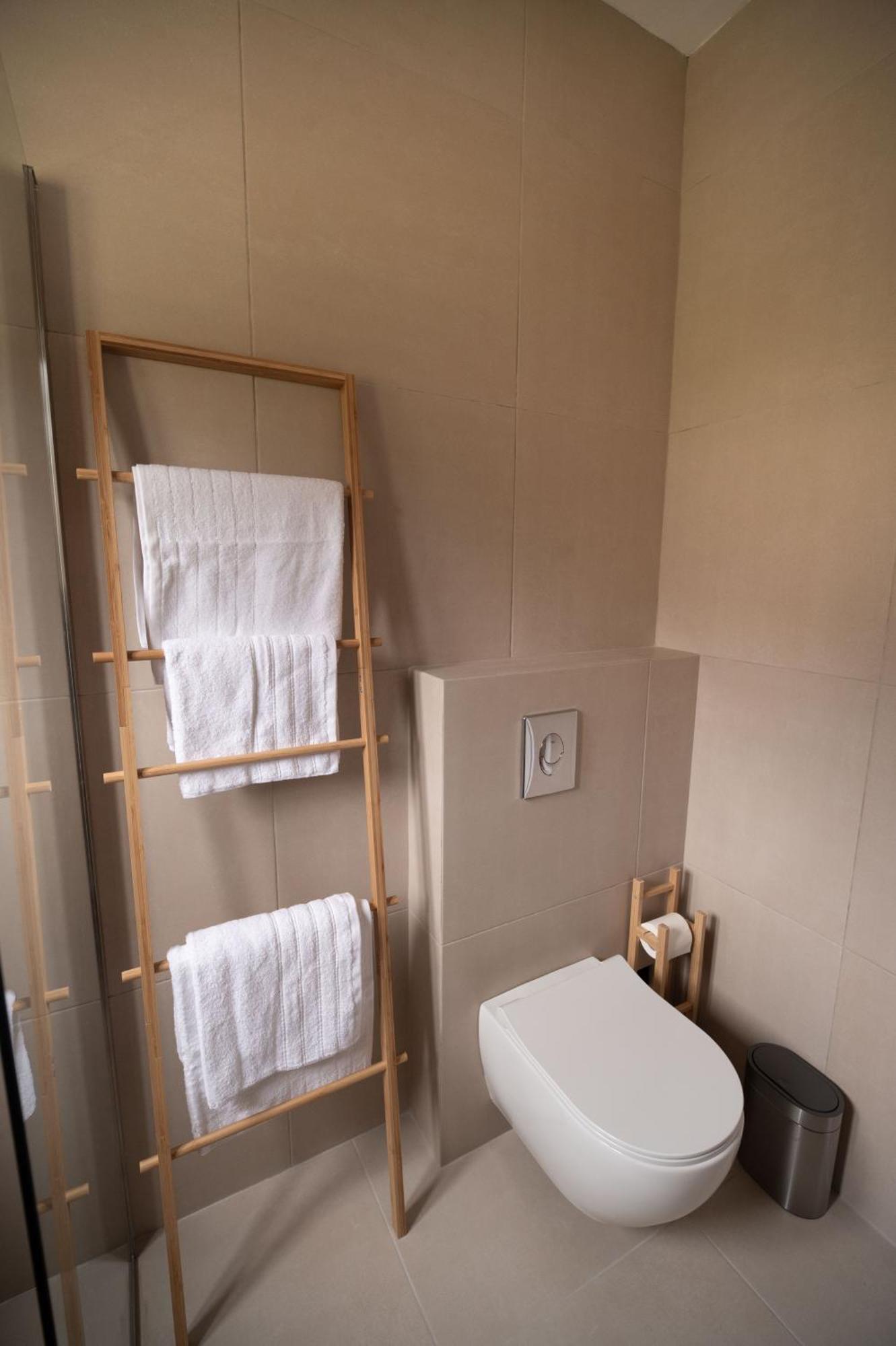 Christoforos Apartments Lourdata  Extérieur photo
