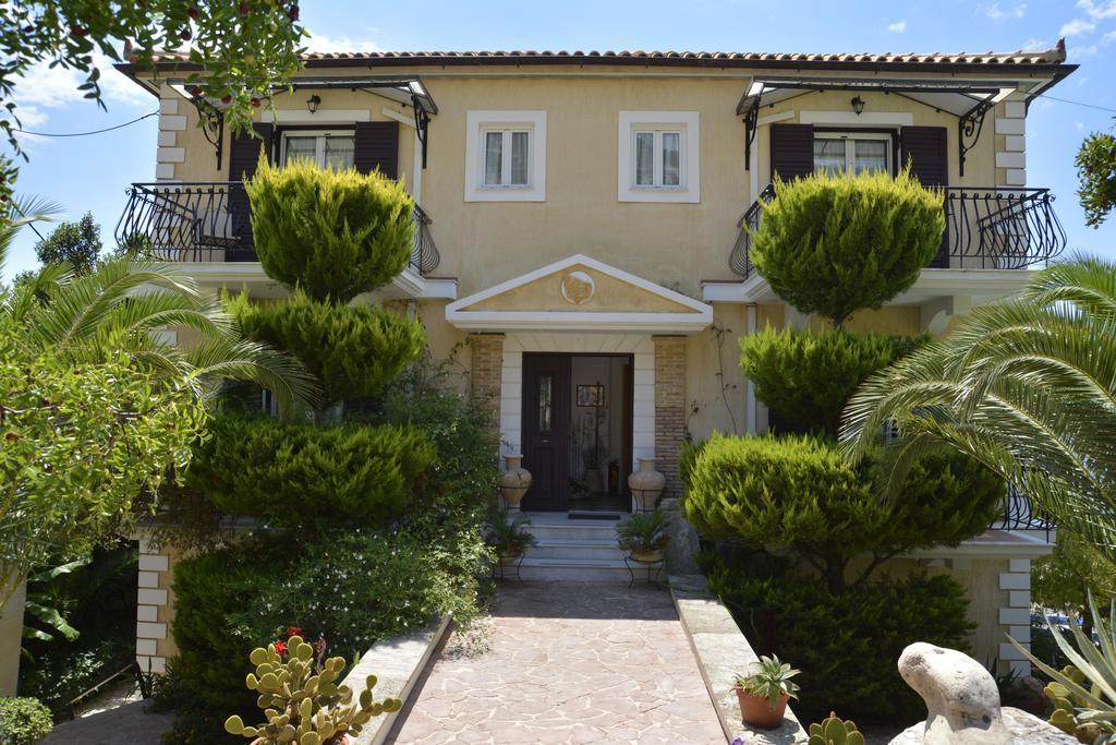 Christoforos Apartments Lourdata  Extérieur photo